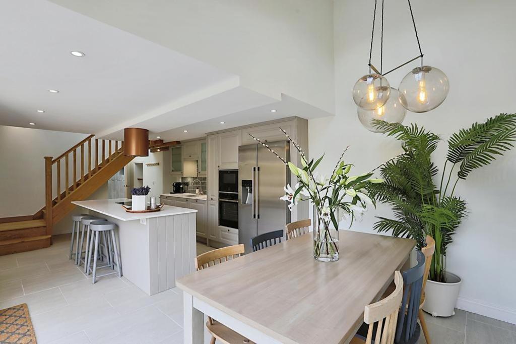 Luxury Cotswold Cottage With Hot Tub In Stow On The Wold! Εξωτερικό φωτογραφία