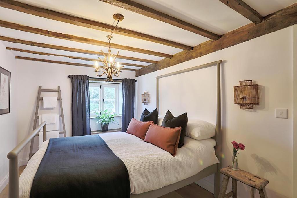 Luxury Cotswold Cottage With Hot Tub In Stow On The Wold! Εξωτερικό φωτογραφία