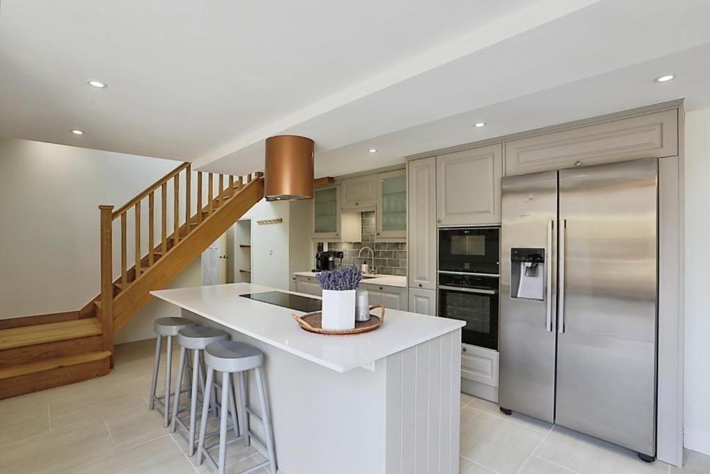 Luxury Cotswold Cottage With Hot Tub In Stow On The Wold! Εξωτερικό φωτογραφία