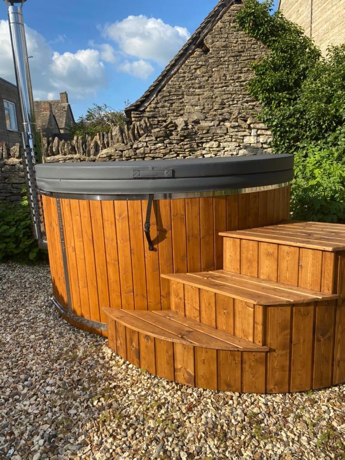 Luxury Cotswold Cottage With Hot Tub In Stow On The Wold! Εξωτερικό φωτογραφία